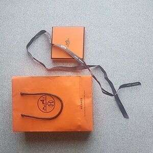 Hermes packaging (bag, box, ribbon)